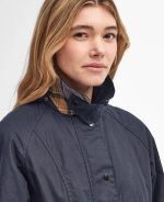 Barbour Beadnell Classic Waxed Jacket - Image 4