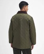 Barbour Heritage Liddesdale Quilted Jacket for Men - Image 7