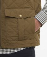 Barbour Sander Quilted Gilet - Image 6